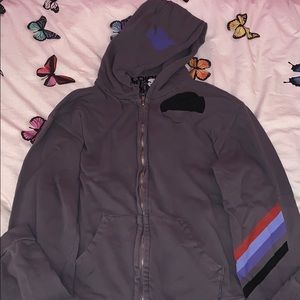 Gray free city zip up